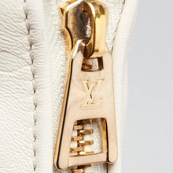 Louis Vuitton White Monogram Embossed Leather Coussin PM Bag - Picture 11 of 12